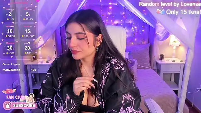 Snapshot of Ellie_Jhonson__ chatting on February 2025 02:46:02 PM Ellie Jhonson   online show from February 2025 02:46:02 PM