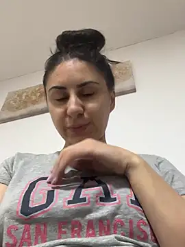 JenniferEdith online show from January 2026 05:16:01 PM