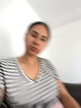 JenniferEdith online show from September 2025 11:48:02 AM