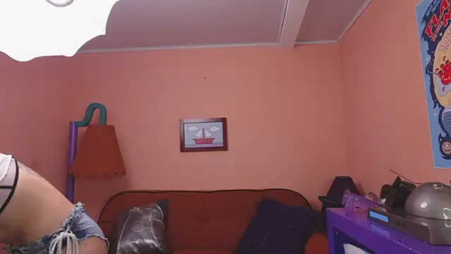 Snapshot of miss_canndy chatting on May 2026 06:04:01 PM miss canndy online show from May 2026 06:04:01 PM