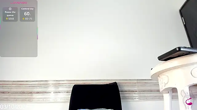 Kimberly House online show from October 2025 04:08:01 PM