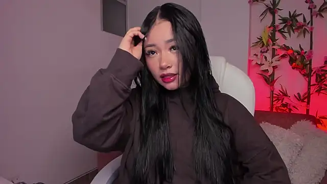 Lulu Sakura  online show from January 2025 03:00:01 AM