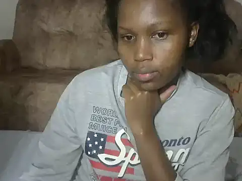 AurelAda online show from October 2025 11:14:02 PM