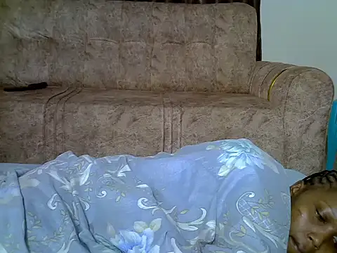 AurelAda online show from December 2025 11:48:02 PM