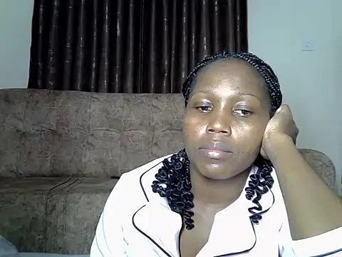 AurelAda online show from November 2025 11:30:02 PM