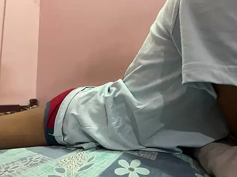 Snapshot of CALVINXXX chatting on December 2024 08:55:02 PM CALVINXXX online show from December 2024 08:55:02 PM
