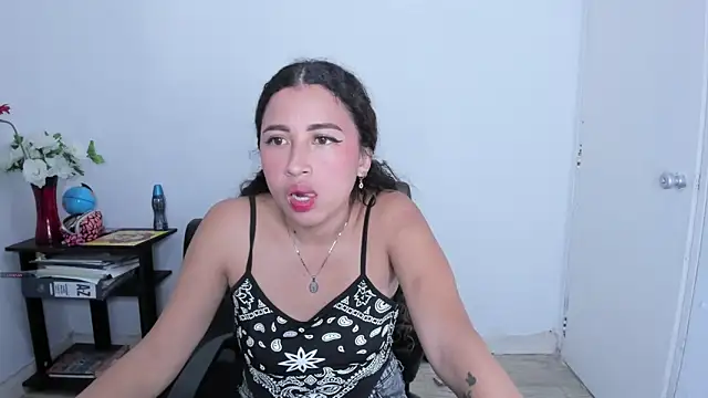 Snapshot of AfroditaBiker_ chatting on December 2024 07:49:01 PM AfroditaBiker online show from December 2024 07:49:01 PM