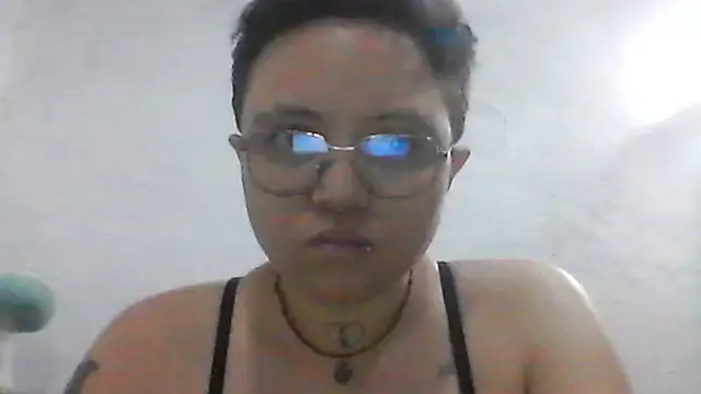 Snapshot of EdenJupiter chatting on February 2026 04:23:01 AM EdenJupiter online show from February 2026 04:23:01 AM