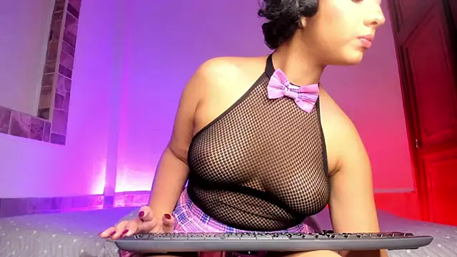 AnnaFoox1 online show from November 2025 03:51:02 AM