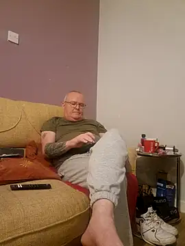 Snapshot of FriendlyDave chatting on March 2025 09:15:02 PM FriendlyDave online show from March 2025 09:15:02 PM