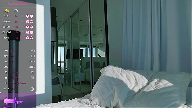 Snapshot of wowEva chatting on March 2025 11:47:02 AM wowEva online show from March 2025 11:47:02 AM