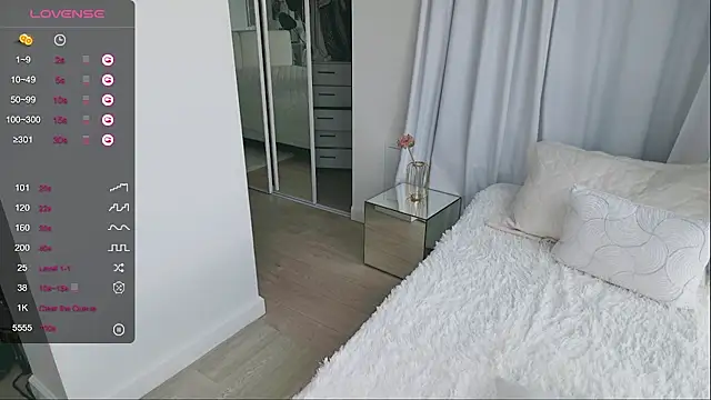 Snapshot of wowEva chatting on March 2025 09:09:01 AM wowEva online show from March 2025 09:09:01 AM