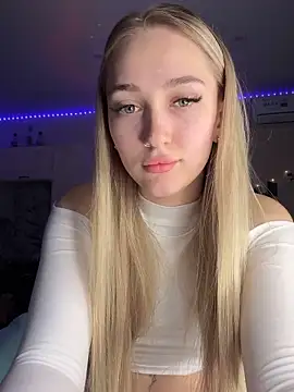 Good  Girl  online show from October 2025 06:27:01 PM