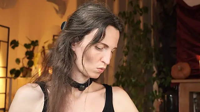 yulladao online show from November 2025 05:28:02 PM