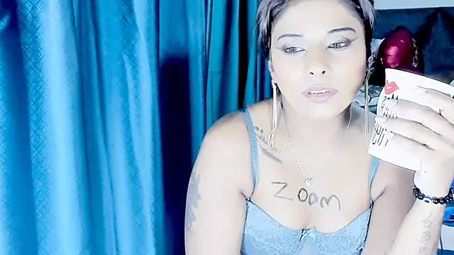 Snapshot of IndianBibix chatting on February 2025 05:10:02 PM IndianBibix online show from February 2025 05:10:02 PM