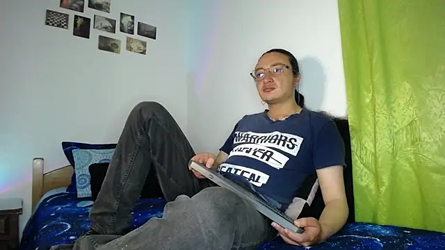 monkeywillwhite online show from November 2025 03:51:04 AM