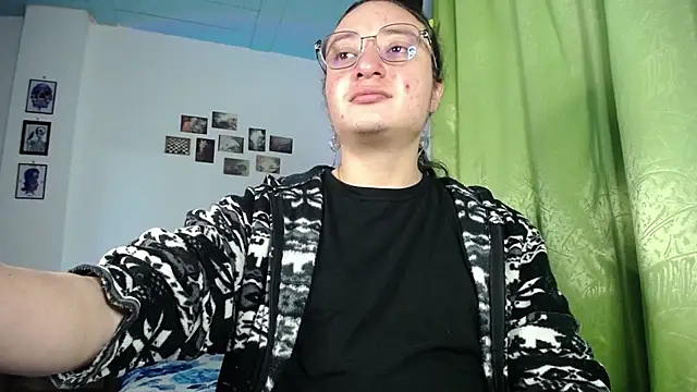 monkeywillwhite online show from October 2025 12:07:01 AM