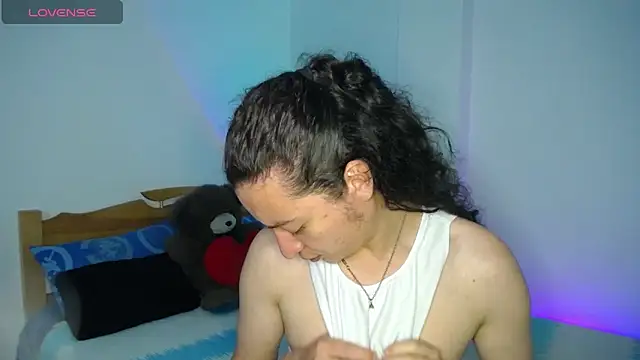 monkeywillwhite online show from December 2024 10:11:02 PM