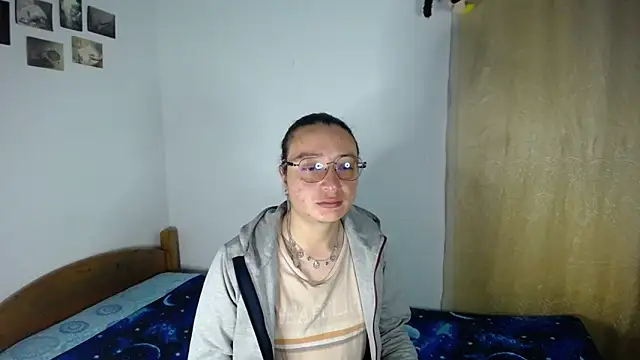 monkeywillwhite online show from April 2026 04:05:02 AM