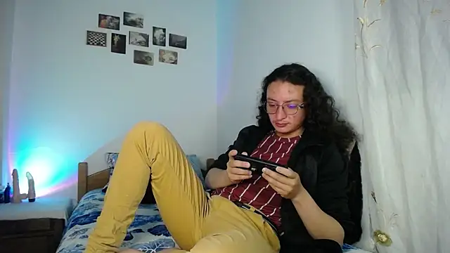 monkeywillwhite online show from March 2026 02:27:02 AM