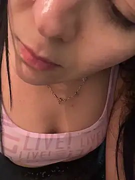lupyta20 online show from October 2025 01:03:02 AM