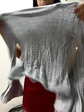 lupyta20 online show from December 2025 01:48:02 PM