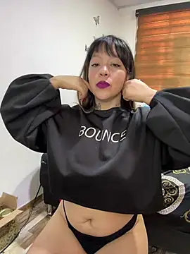 Bruja lu online show from February 2025 07:33:01 PM