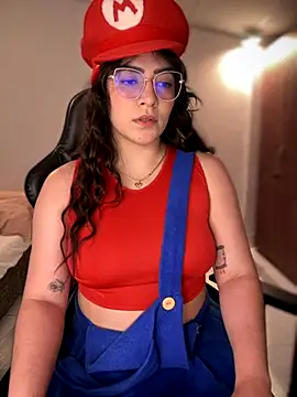 Lia flowers online show from November 2025 12:28:02 AM