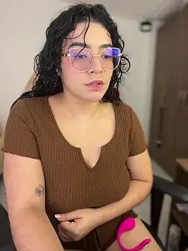 Lia flowers online show from March 2026 10:06:01 PM