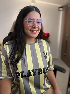 Lia flowers online show from March 2026 09:04:02 PM