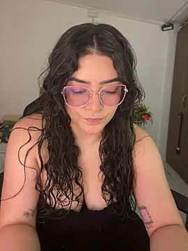 Lia flowers online show from February 2026 11:11:02 PM