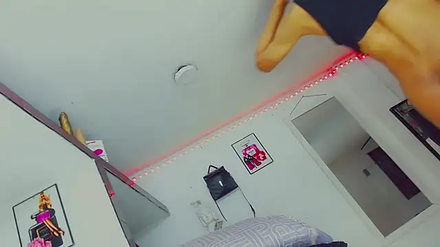 candy kendall online show from November 2025 10:07:01 AM