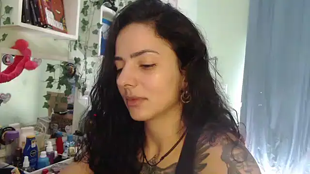Snapshot of BeellyDance chatting on July 2026 03:21:02 PM BeellyDance online show from July 2026 03:21:02 PM