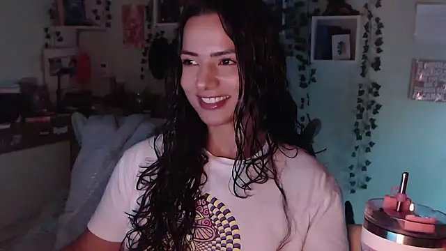 BeellyDance online show from April 2026 07:00:01 PM