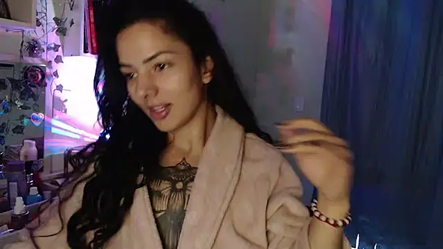 Snapshot of BeellyDance chatting on July 2026 08:22:02 PM BeellyDance online show from July 2026 08:22:02 PM