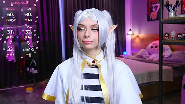 HolliWould  online show from January 2026 06:50:02 AM