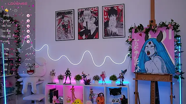 HolliWould  online show from September 2025 05:30:01 PM