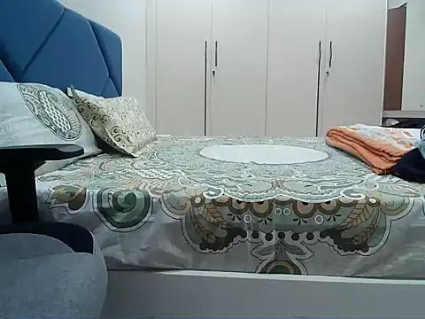 insanefreak69 online show from March 2026 07:41:01 PM