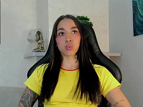 KAYLA BATISTA online show from July 2026 11:59:02 PM