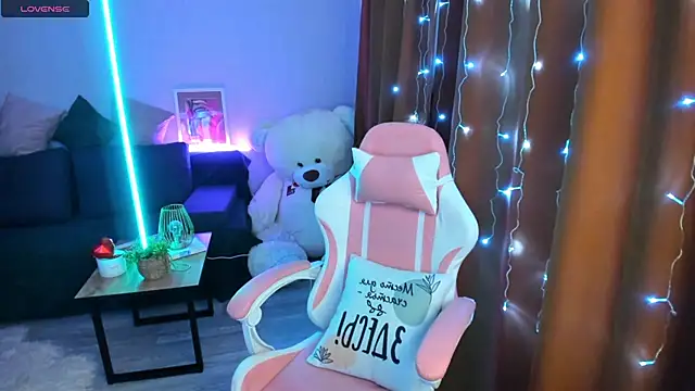 Queen baby online show from December 2025 02:39:02 AM