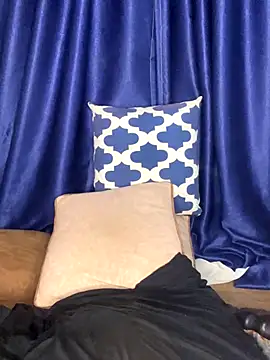 sweetestval online show from November 2025 11:43:02 AM