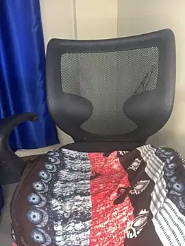 sweetestval online show from November 2025 11:02:02 AM