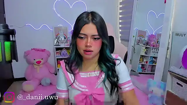 CuteDani  online show from March 2026 03:07:02 PM