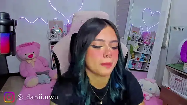 CuteDani  online show from April 2026 03:52:01 PM