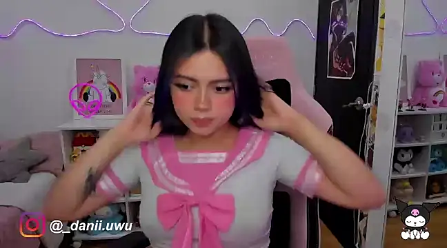 Snapshot of CuteDani_ chatting on March 2025 08:19:02 AM CuteDani online show from March 2025 08:19:02 AM