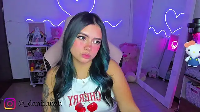 Snapshot of CuteDani_ chatting on February 2026 08:54:02 AM CuteDani online show from February 2026 08:54:02 AM