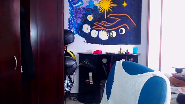 Snapshot of AmaraRoberts420 chatting on April 2026 03:51:01 PM AmaraRoberts420 online show from April 2026 03:51:01 PM