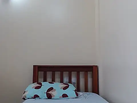 Snapshot of traper_1 chatting on November 2025 07:01:01 AM traper 1 online show from November 2025 07:01:01 AM