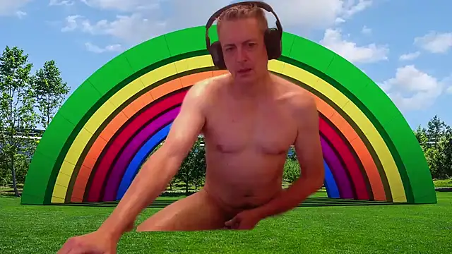 JulioMaximus online show from April 2026 11:50:02 AM