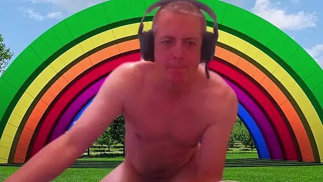 JulioMaximus online show from June 2026 04:27:01 PM